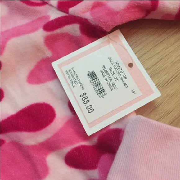 Juicy couture 2T pink camo sweatsuit NWT - Picture 2 of 4